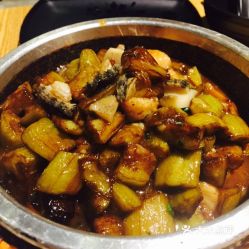 南京云渡餐廳石鍋鮑魚雞粒茄子實(shí)測(cè)評(píng)析 口味與用戶體驗(yàn)深度解析
